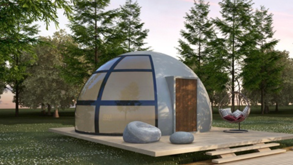 A perfectly executed Show Dome in a cottage-like setting...